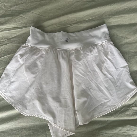 Gilly Hicks White Women's Skorts - Picture 4 of 7